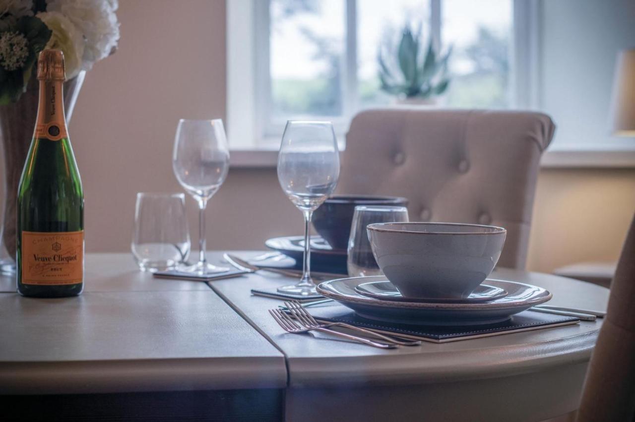 The Stables - 2 Bedroom Cottage - Princes Gate Ludchurch Eksteriør billede